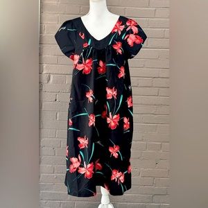 Vintage 1970’s Hawaiian black dress 10 (M)